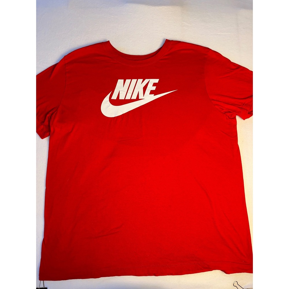 Nike Sportswear Futura Logo Graphic Tee Red White Mens XL Short Sleeve T-Shirt